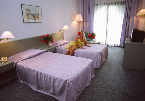ARINNA HOTEL