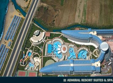 CRYSTAL ADMiRAL RESORT SUITES & SPA