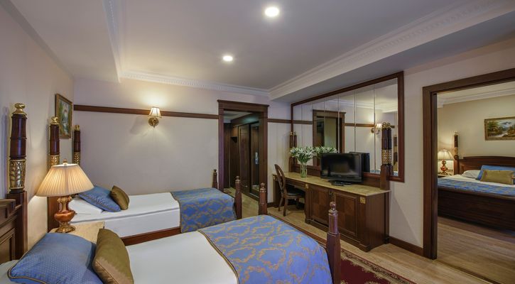 Delphin Palace Hotel