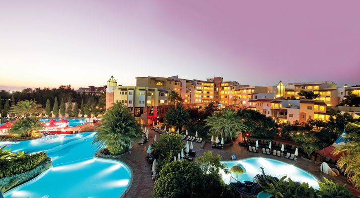 LiMAK ARCADiA HOTEL