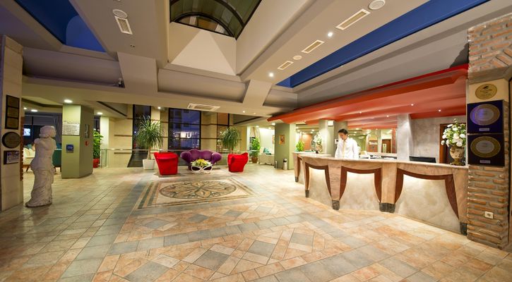 LiMAK ARCADiA HOTEL
