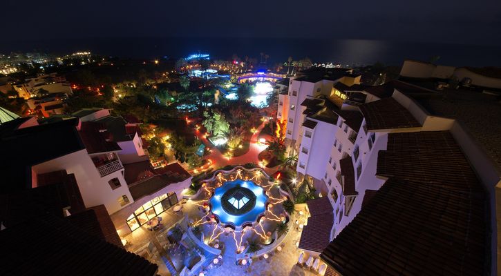 LiMAK ARCADiA HOTEL