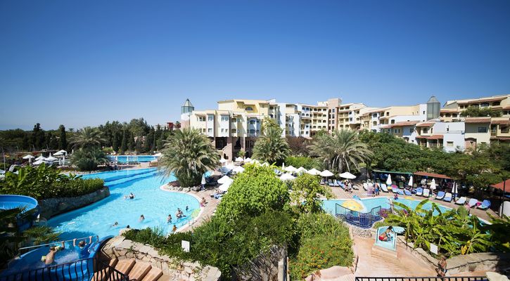 LiMAK ARCADiA HOTEL