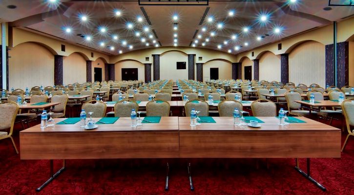 LiMAK ARCADiA HOTEL