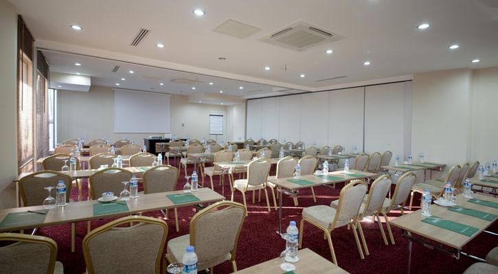 LiMAK ARCADiA HOTEL