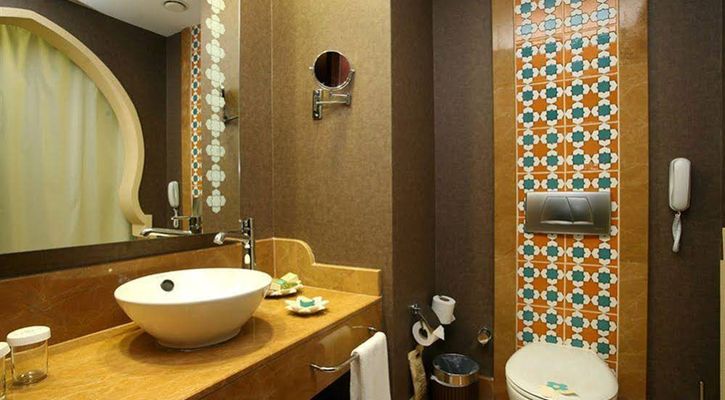 Spice Hotel & Spa