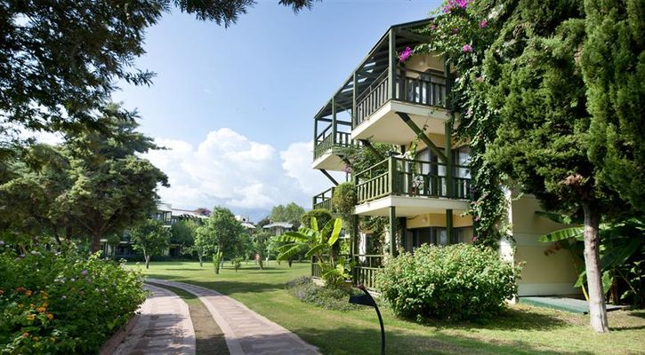 LiMAK LiMRA HOTEL