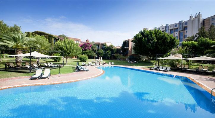 LiMAK LiMRA HOTEL