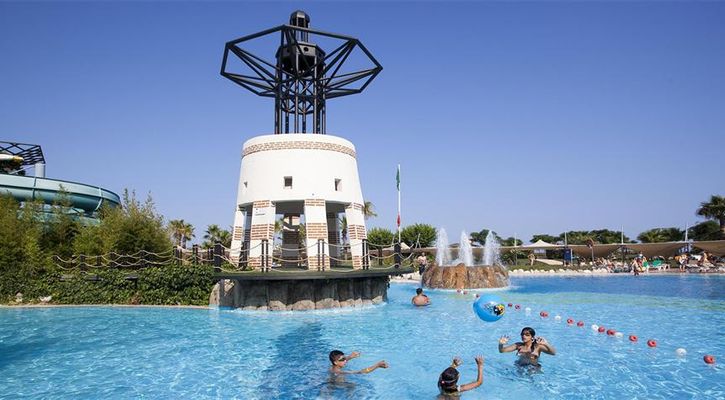 LiMAK LiMRA HOTEL