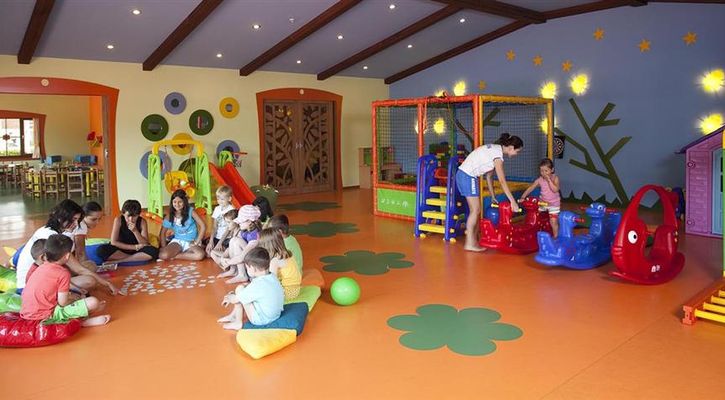 LiMAK LiMRA HOTEL