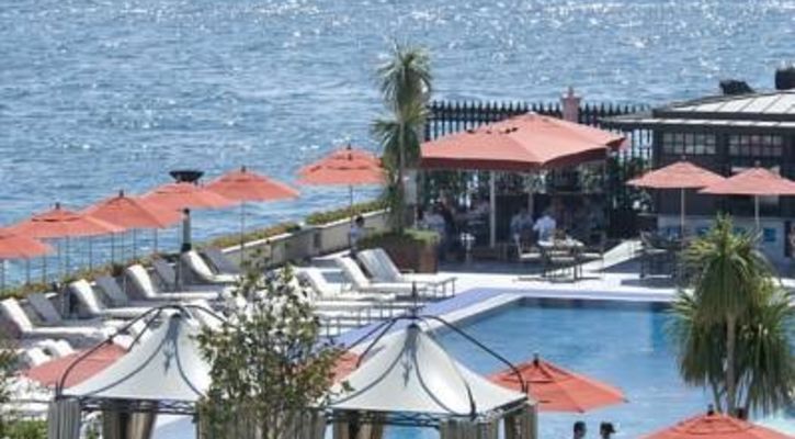 Four Seasons Hotel Istanbul At The Bosphorus