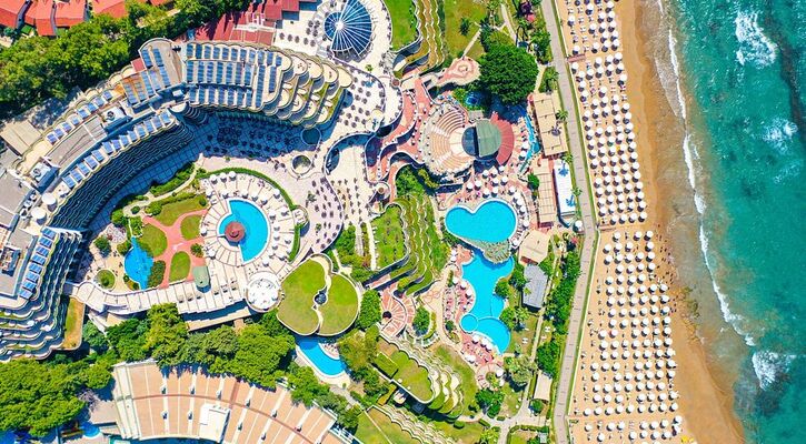 CRYSTAL SUNRİSE QUEEN LUXURY RESORT & SPA