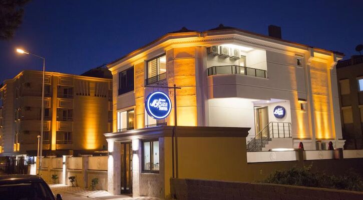 Green Beyza Suites