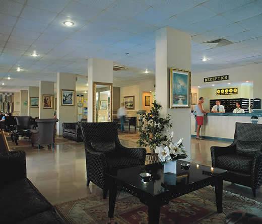 PINETA PARK  DELUXE HOTEL
