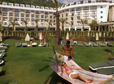 SUNLAND RESORT & SPA