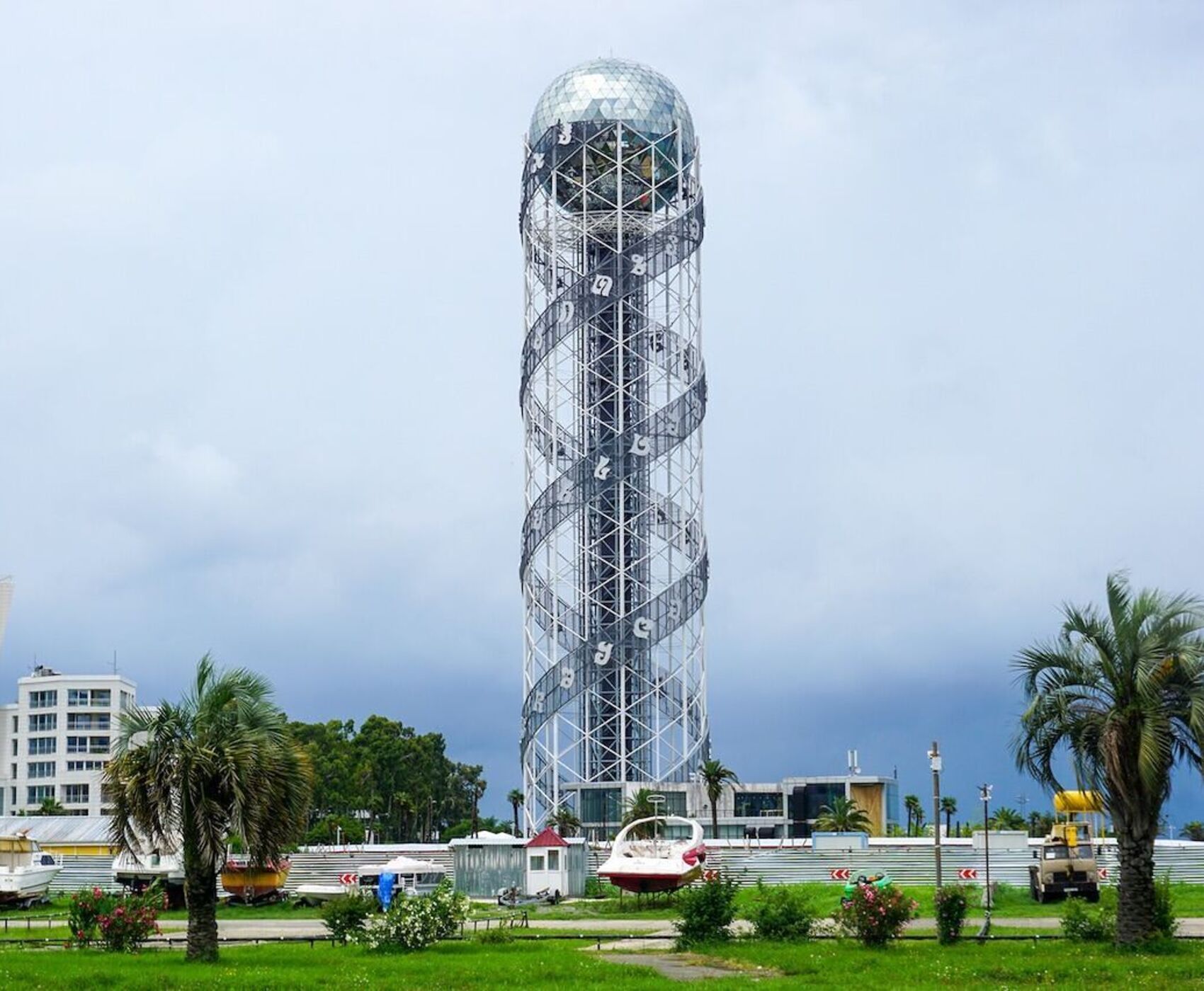 UÇAKLI VAN KARS KARADENİZ BATUM TURU