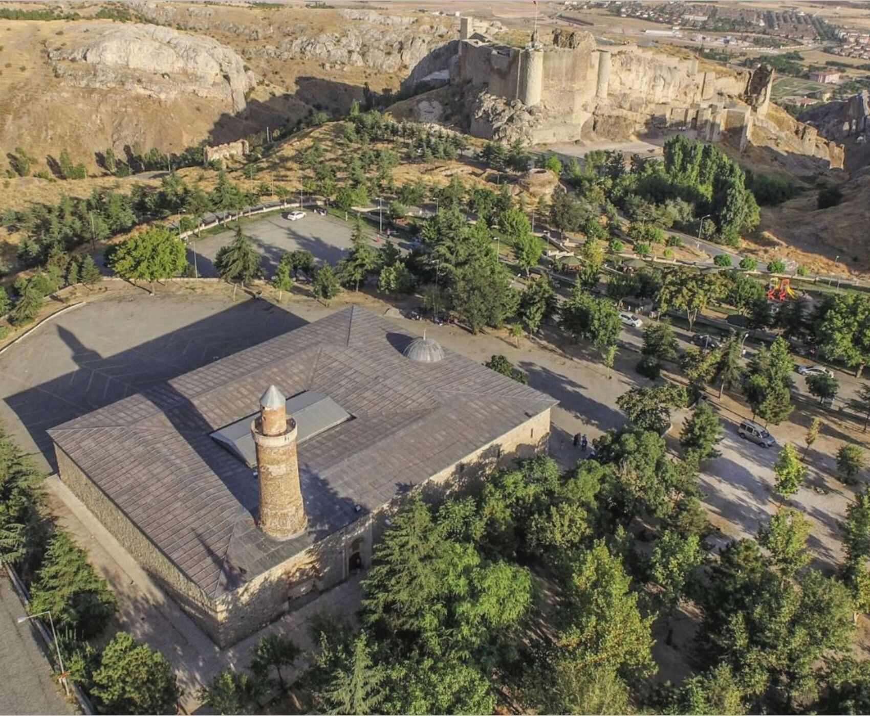 UÇAKLI MALATYA ELAZIĞ TUNCELİ OVACIK TURU