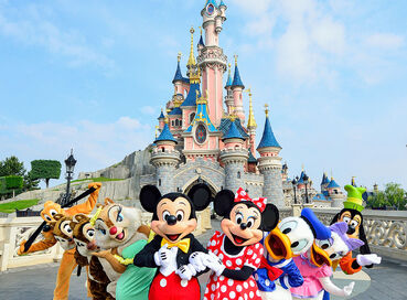 PARIS & DISNEYLAND TOUR DURING THE HOLIDAY WITH DIRECT FLIGHT FROM ANTALYA