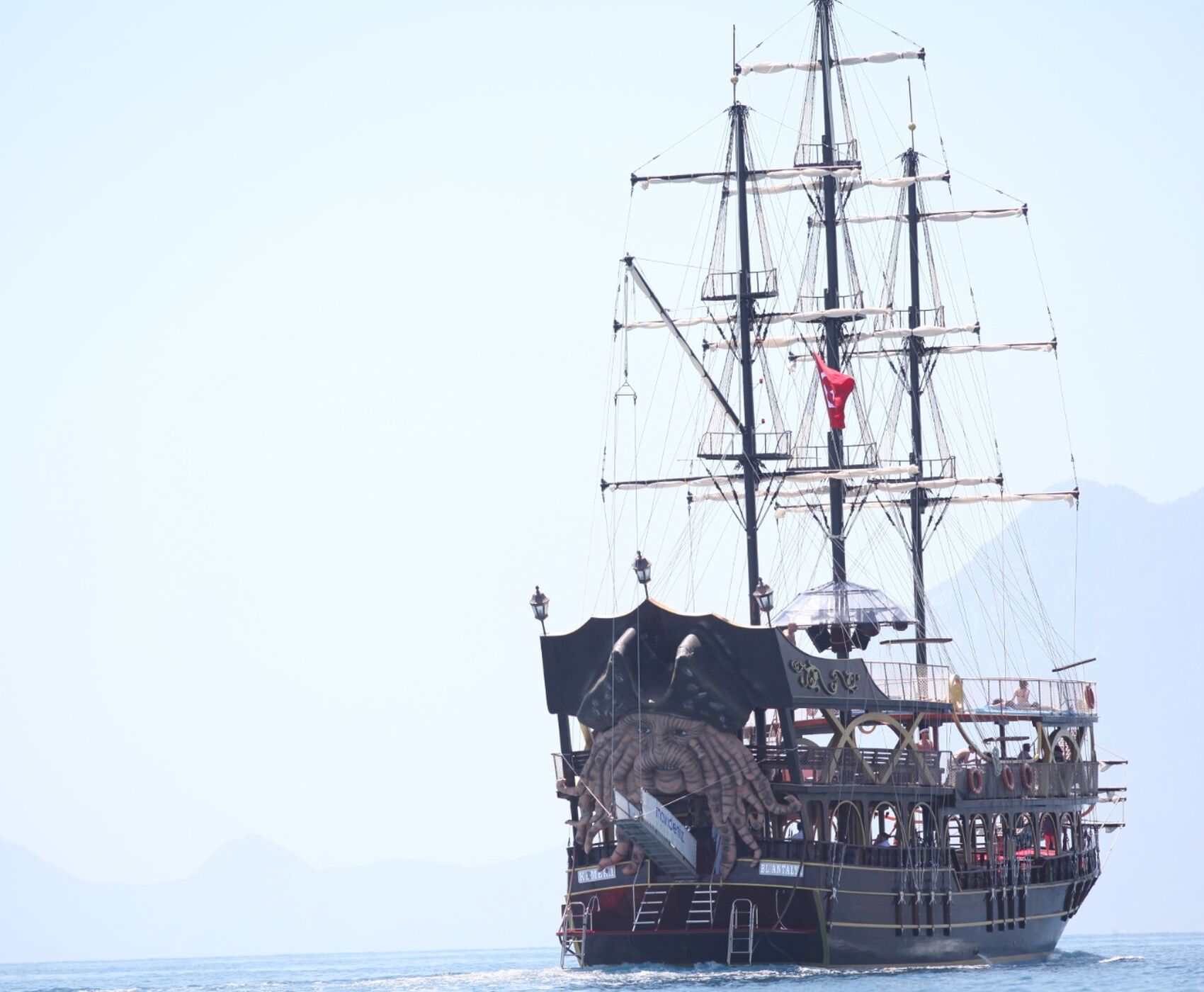 KEMER PIRATES YACHT TOUR