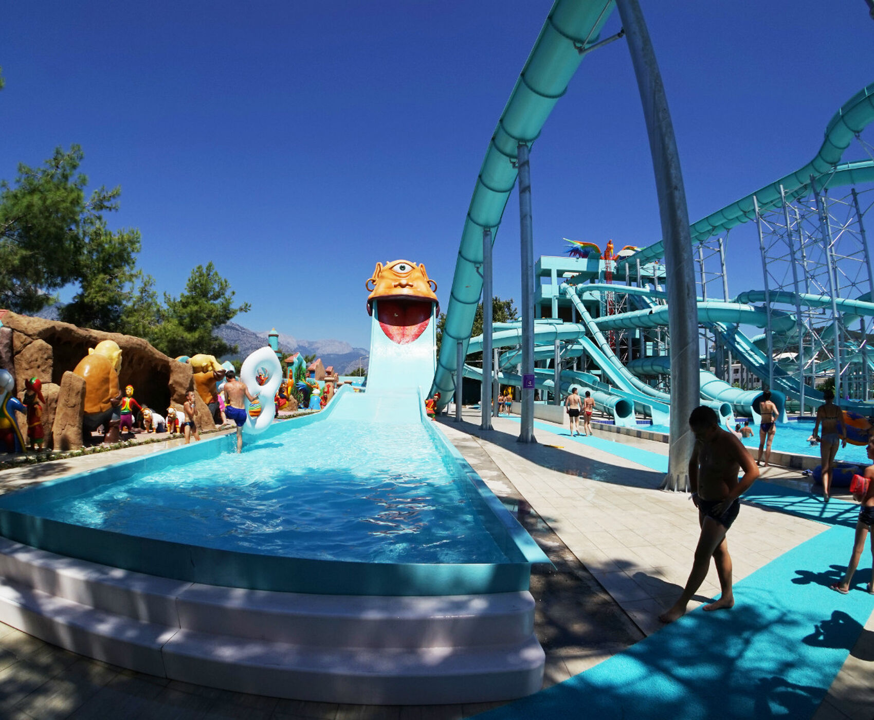 AQUAPARK - WATERHILL PARK - STADIUM PARK