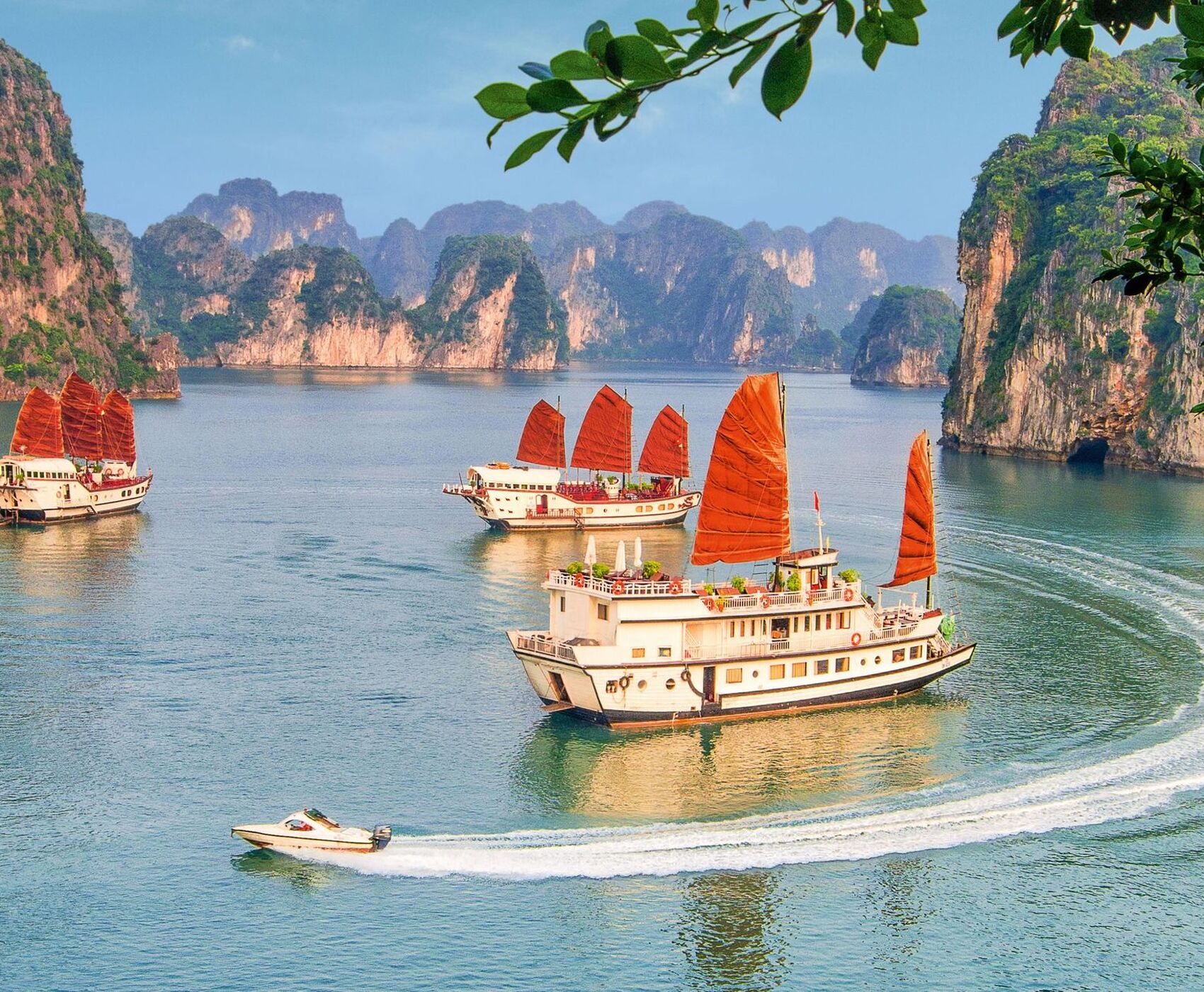 VIETNAM & CAMBODIA TOUR WITH FLIGHT