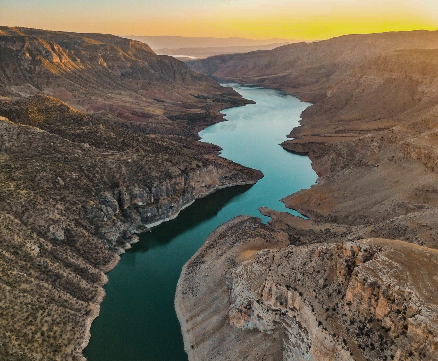 VAN NAHÇİVAN TEBRİZ HAKKARİ ŞIRNAK ( AZERBAYCAN & İRAN )