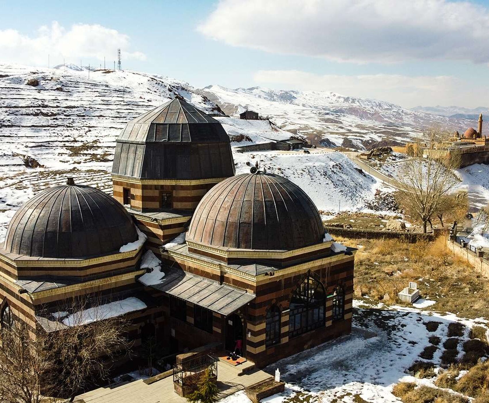 VAN NAHÇİVAN TEBRİZ HAKKARİ ŞIRNAK ( AZERBAYCAN & İRAN )