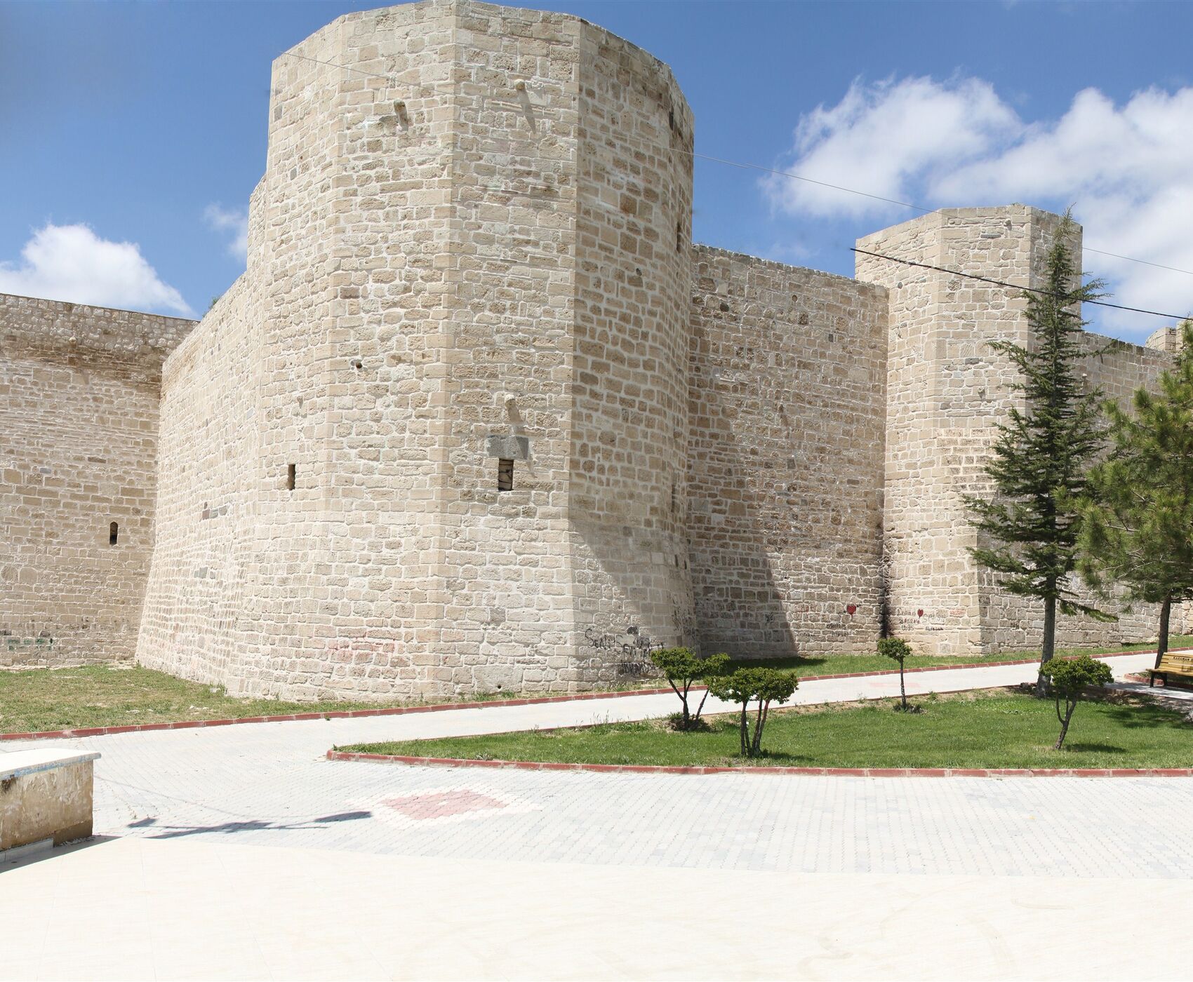 TULIP GARDENS & KARAMAN & TAŞKALE GRANARIES