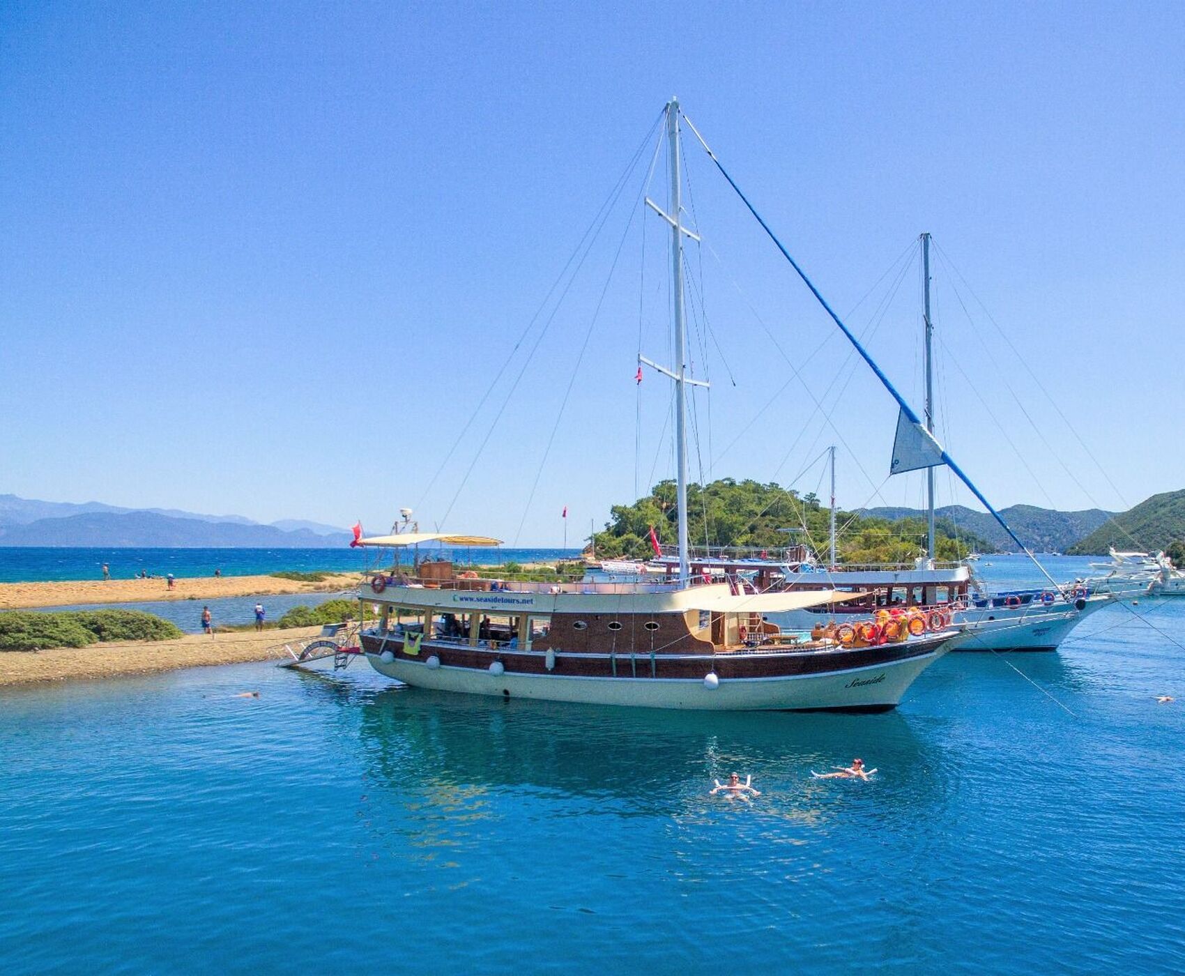 FETHİYE 12 ADALAR YAT TURU
