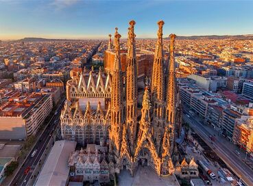 İspanya ve Endülüs İkonları Turu (BCN-MAD)