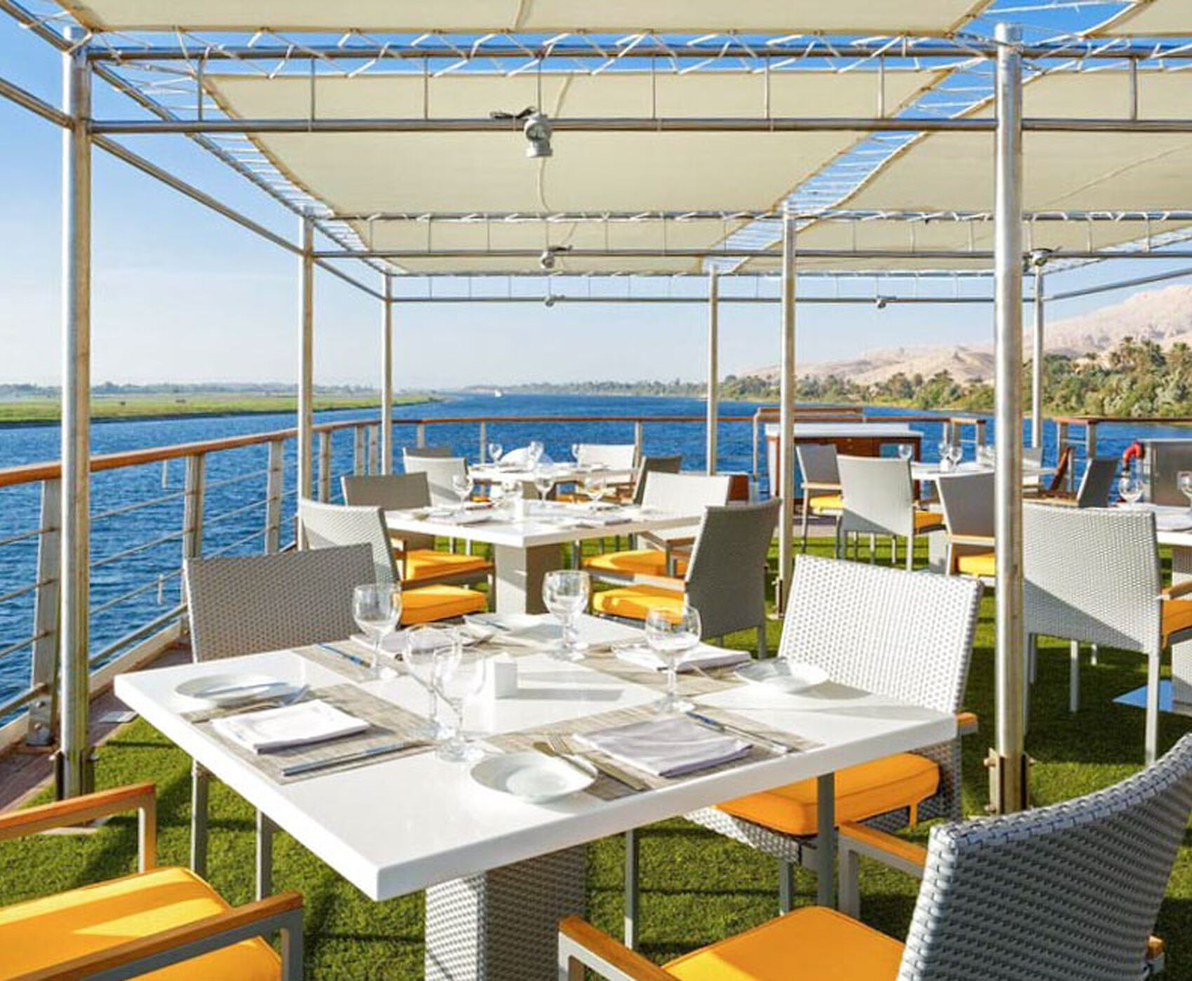 ANTALYA DAN DİREKT UÇAKLI NİL CRUİSE GEMİSİ İLE GİZEMLİ MISIR  PİRAMİTLER & TAPINAKLAR 