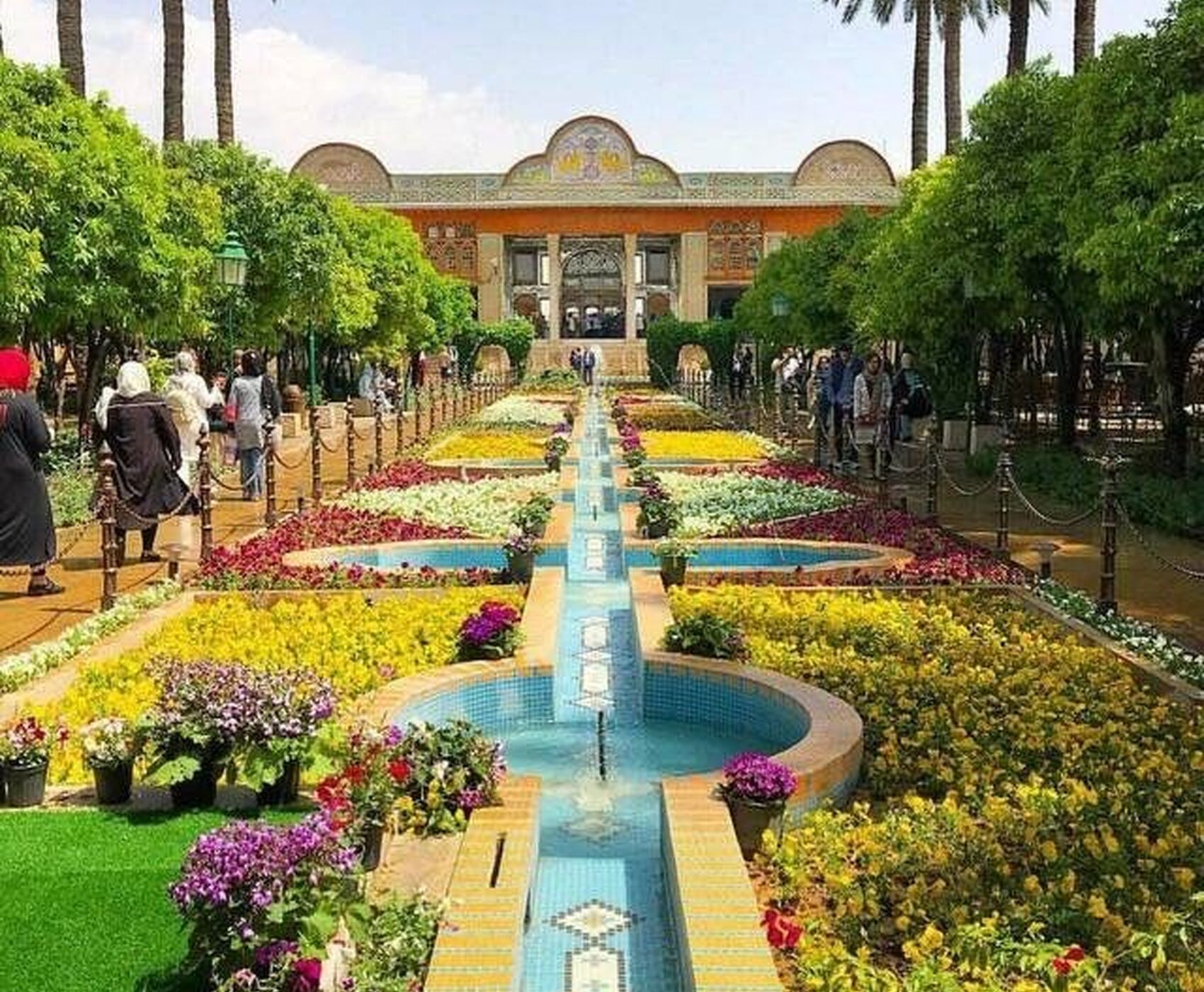 ANTALYA VE İSTANBUL DAN UÇAKLI BÜYÜK İRAN TURU (EKONOMİK PAKET)