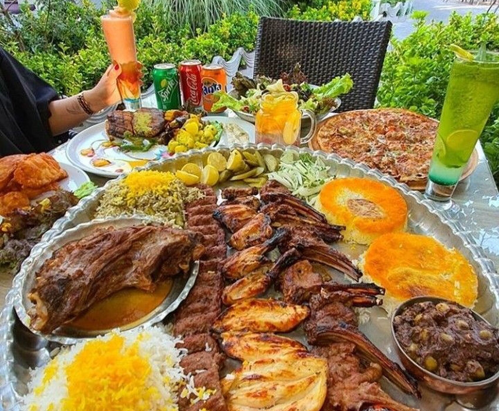 ANTALYA VE İSTANBUL DAN UÇAKLI BÜYÜK İRAN TURU (EKONOMİK PAKET)