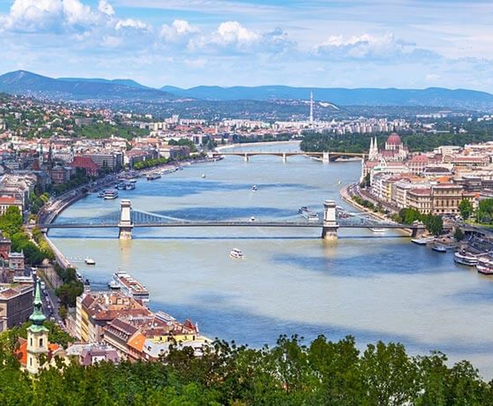 ANTALYA DAN DİREKT UÇAKLI BUDAPEŞTE & VİYANA & PRAG (ORTA AVRUPA ) 