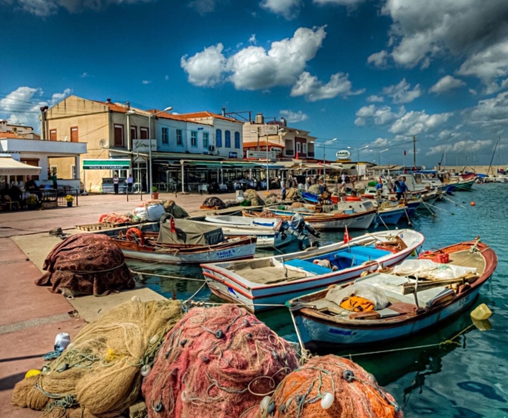 UÇAKLI İZMİR &ALAÇATI & FOÇA & AYVALIK &  BOZCAADA & ÇANAKKALE & BANDIRMA & BURSA 