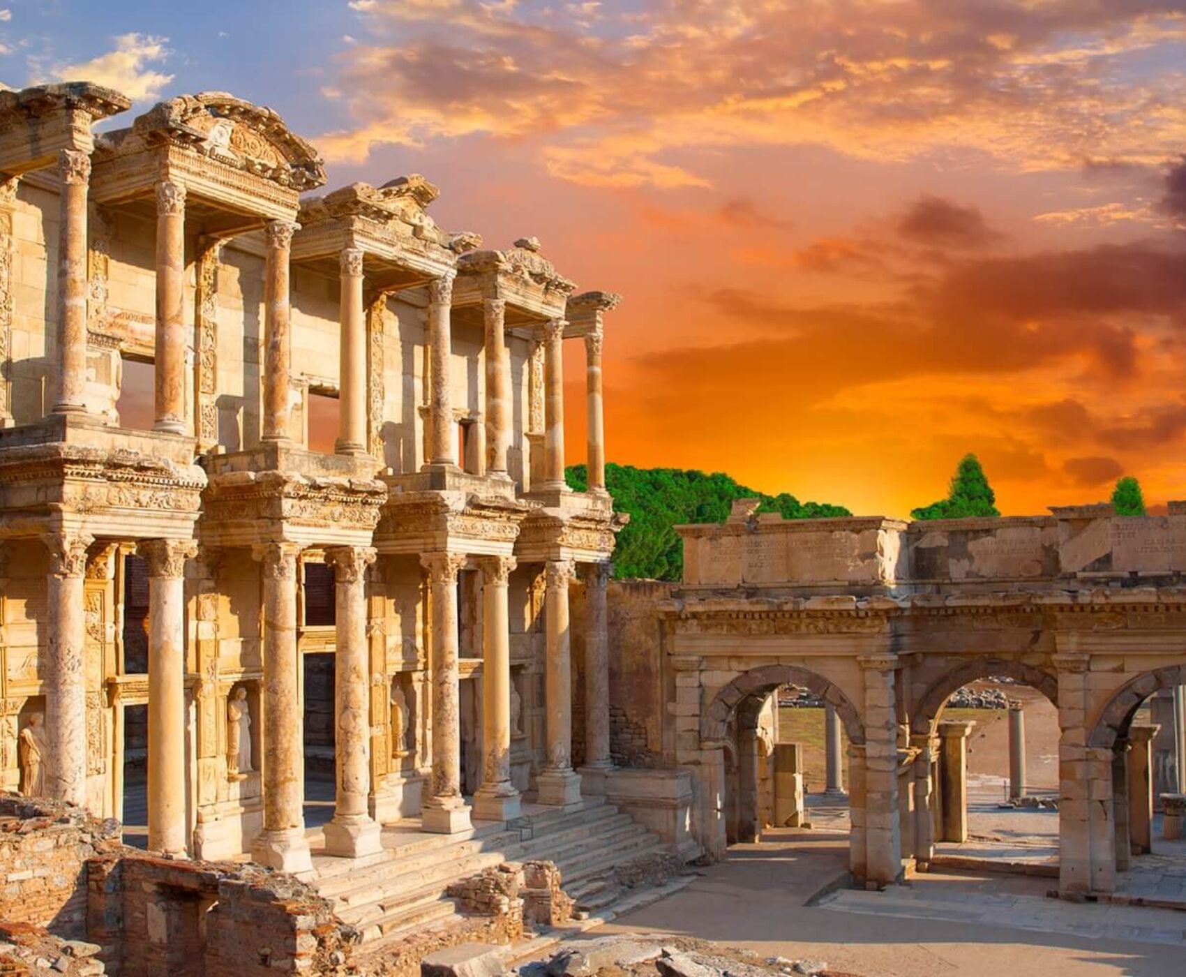 UÇAKLI İZMİR &ALAÇATI & FOÇA & AYVALIK &  BOZCAADA & ÇANAKKALE & BANDIRMA & BURSA 