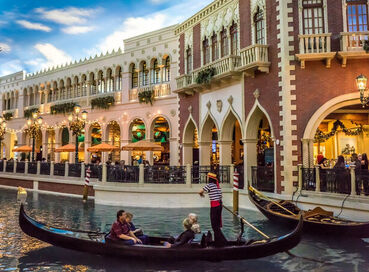 Antalya Çıkışlı İtalya`nın İncileri & Büyülü Venedik Karnavalı Turu