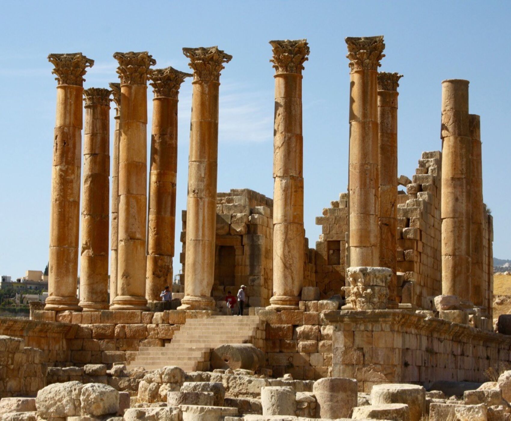 İSTANBUL ÇIKIŞLI VİZESİZ HER ŞEY DAHİL BAŞTAN BAŞA ÜRDÜN KEŞİF TURU