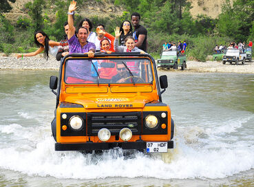 JEEP SAFARI